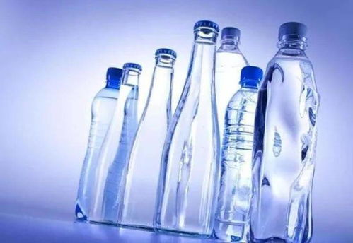 矿泉水、纯净水、凉白开 揭秘一杯水背后的科学与选择
